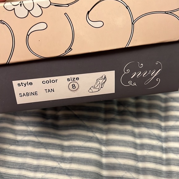 Envy (Anthropologie) canvas and leather heels - Picture 2 of 6